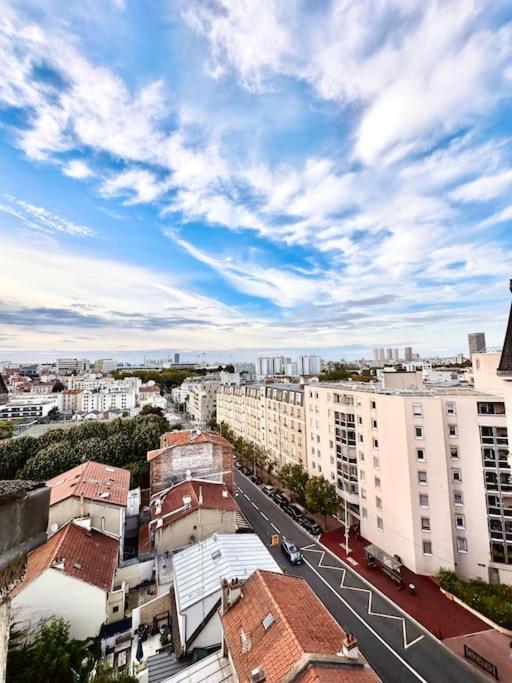 Appartement Vue Tour Eiffel Ligne 14 A Cote De Paris Gentilly Exteriör bild