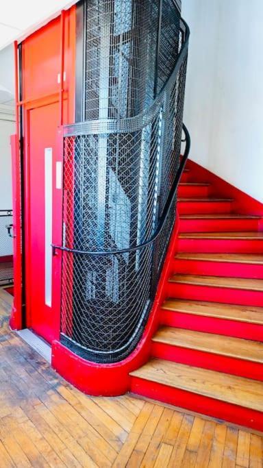 Appartement Vue Tour Eiffel Ligne 14 A Cote De Paris Gentilly Exteriör bild